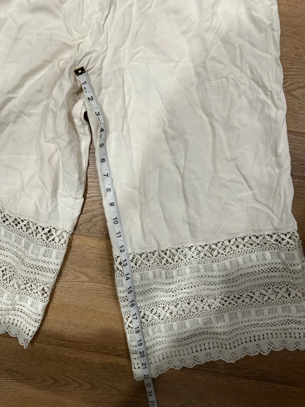 American Eagle Outfitters Wide Leg Crochet-Trim Pants - cream - Picture 7 of 7